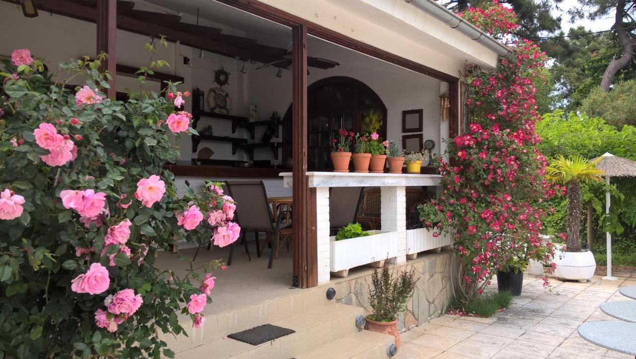 Cavo Paradiso Villa Ασπροβάλτα Εξωτερικό φωτογραφία