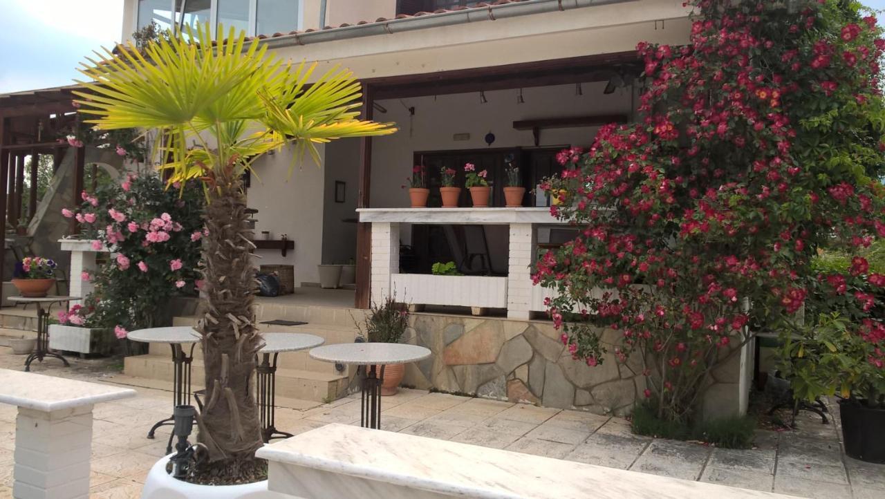 Cavo Paradiso Villa Ασπροβάλτα Εξωτερικό φωτογραφία