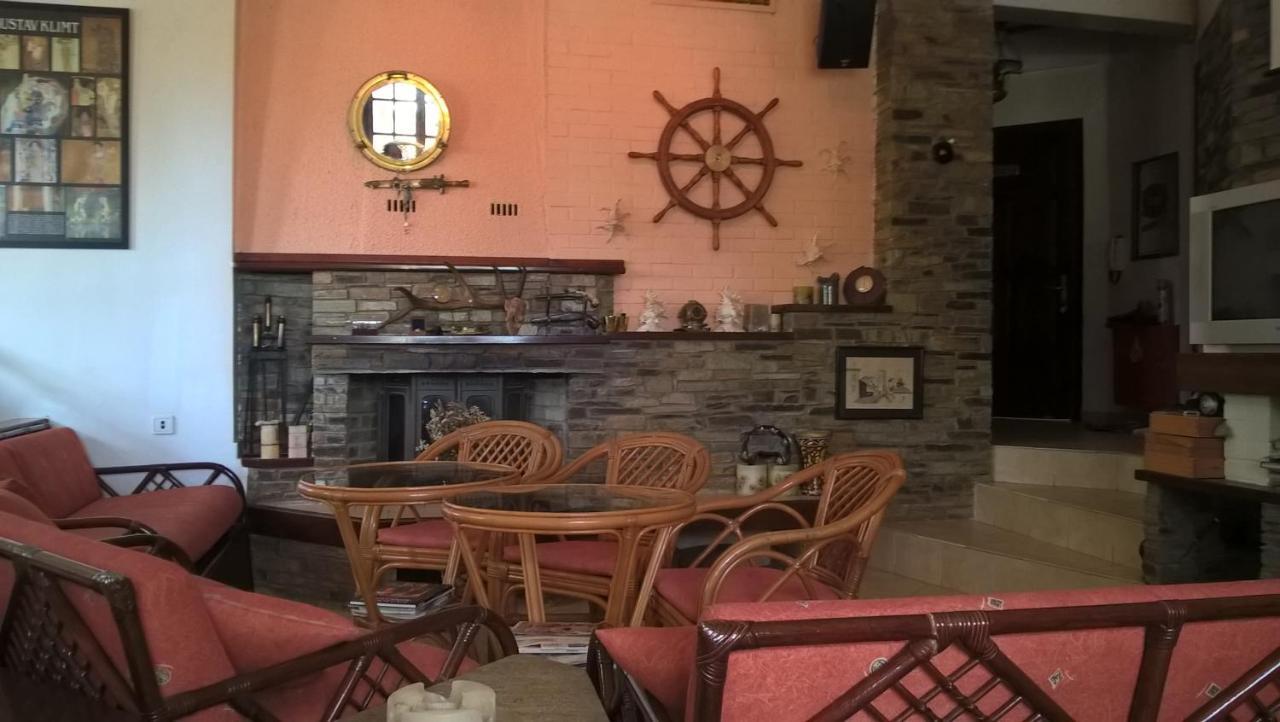 Cavo Paradiso Villa Ασπροβάλτα Εξωτερικό φωτογραφία
